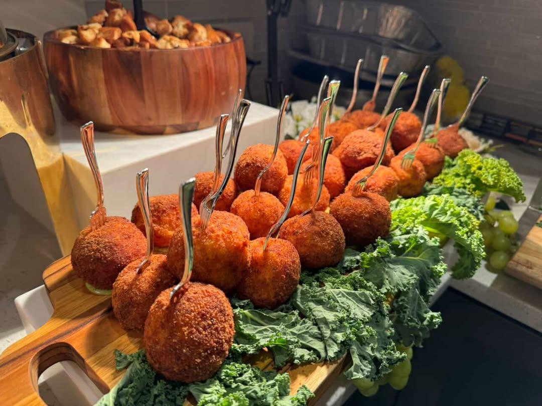 Crispy arancini bites